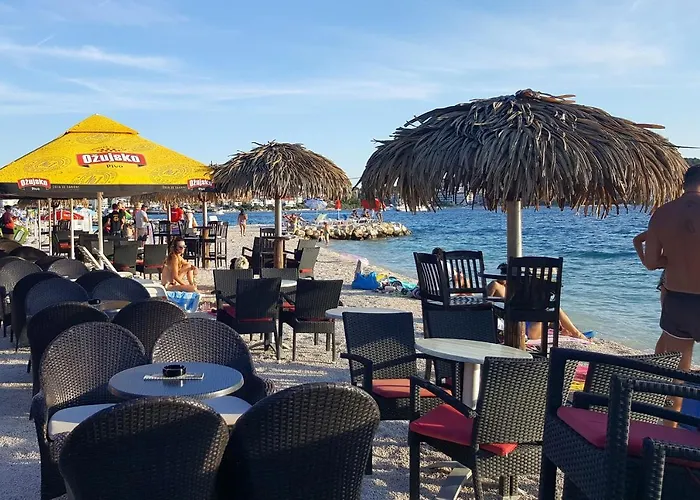 Apartment Apartments With A Parking Space Okrug Gornji, Ciovo - 9444 *