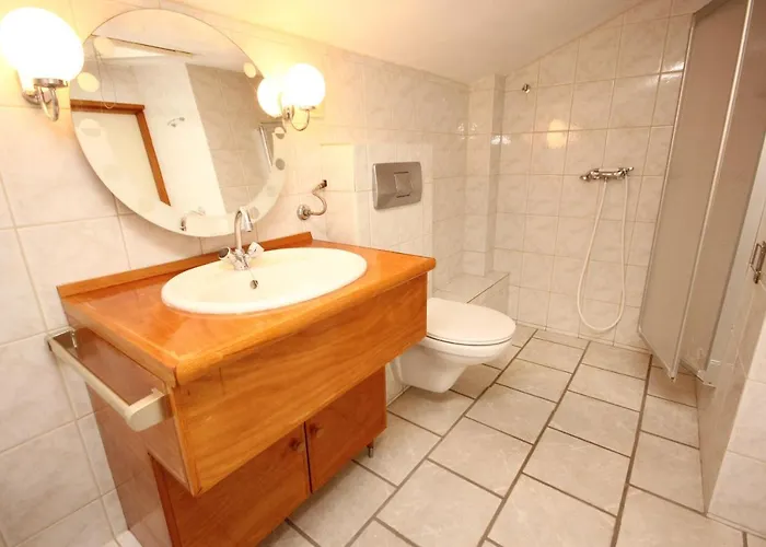 Apartments With A Parking Space Okrug Gornji, Ciovo - 9444